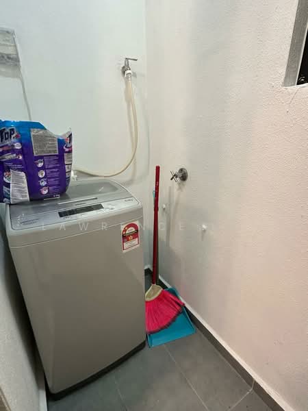 Service Residence for Rent at Kenwingston Avenue - Lawrence Loh - Kitchen - PropertyGuru.com.my