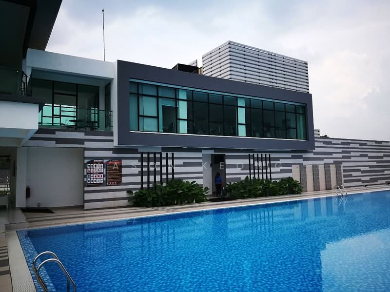 2-storey Terraced House for Sale in Lakeside Residences (Puchong) - Jason Keong - Pool - PropertyGuru.com.my