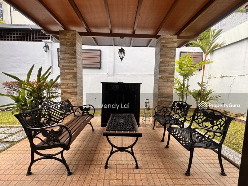 Untuk Dijual - Straits View 18