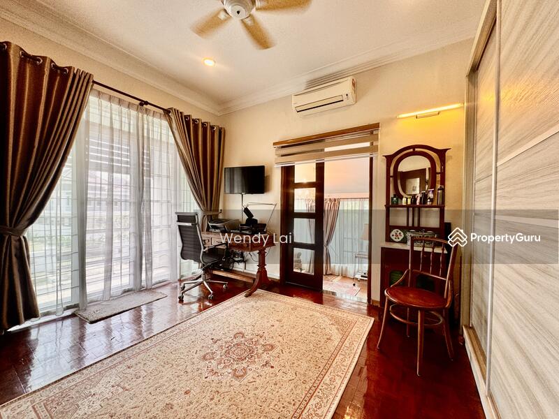 Untuk Dijual - Straits View 18