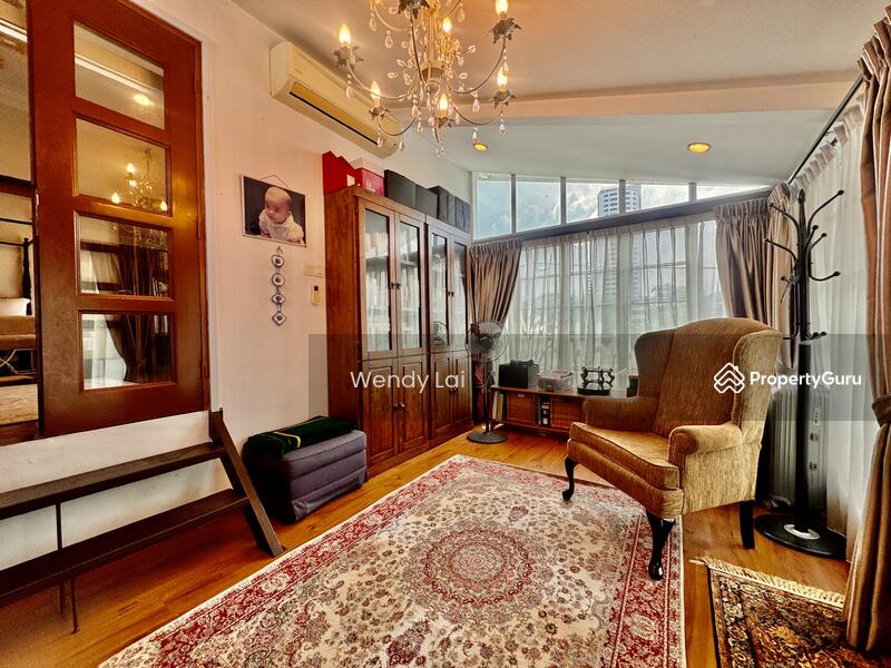 Untuk Dijual - Straits View 18