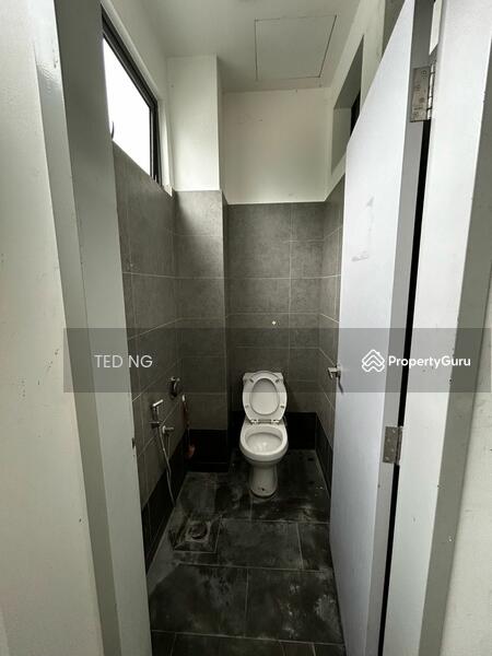 For Rent - Iconic Point 3 Storey Semi-D Commercial Shop Simpang Ampat