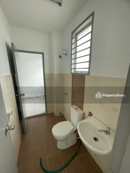 Rumah Teres 2 Tingkat untuk Dijual di Bandar Tasik Kesuma (Beranang) - Addy Ng - Bathroom - PropertyGuru.com.my