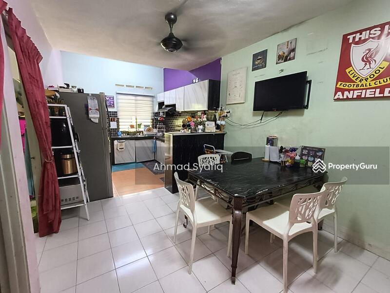 1-storey Terraced House for Sale in Kampung Batu 9 Kebun Baru (Telok Panglima Garang) - Ahmad Syafiq - Kitchen - PropertyGuru.com.my