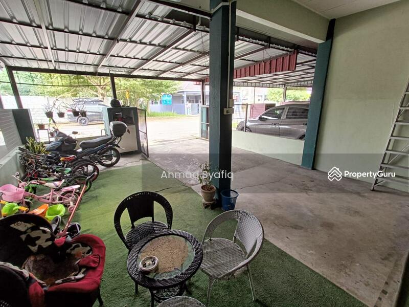 1-storey Terraced House for Sale in Kampung Batu 9 Kebun Baru (Telok Panglima Garang) - Ahmad Syafiq - Exterior - PropertyGuru.com.my