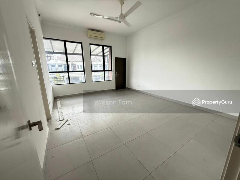 2-storey Terraced House for Sale in Bandar Seri Coalfields (Sungai Buloh) - Winson Tam - Living Room - PropertyGuru.com.my
