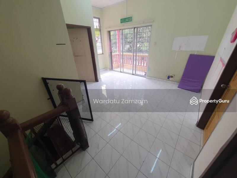 2-storey Terraced House for Sale in Bandar Baru Bangi (Selangor) - Wardatu Zamzam - Hallway - PropertyGuru.com.my
