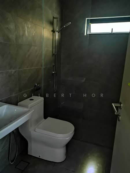 Condominium for Sale at Quinn Residence - Gilbert Hor - Bathroom - PropertyGuru.com.my
