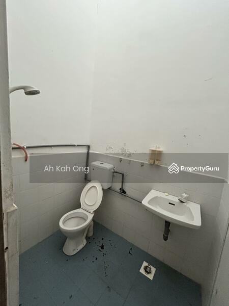 For Sale - Taman Tasik permai