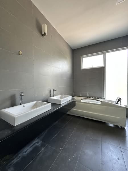 Rumah Berkembar untuk Dijual di Setia Eco Park (Setia Alam) - Jess Tee - Bathroom - PropertyGuru.com.my