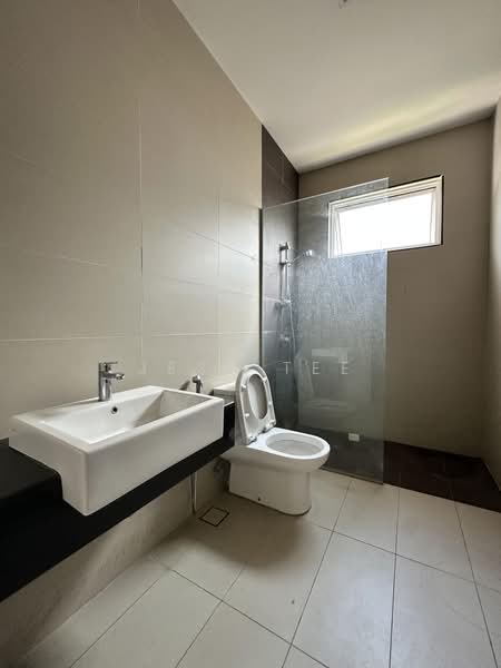 Rumah Berkembar untuk Dijual di Setia Eco Park (Setia Alam) - Jess Tee - Bathroom - PropertyGuru.com.my