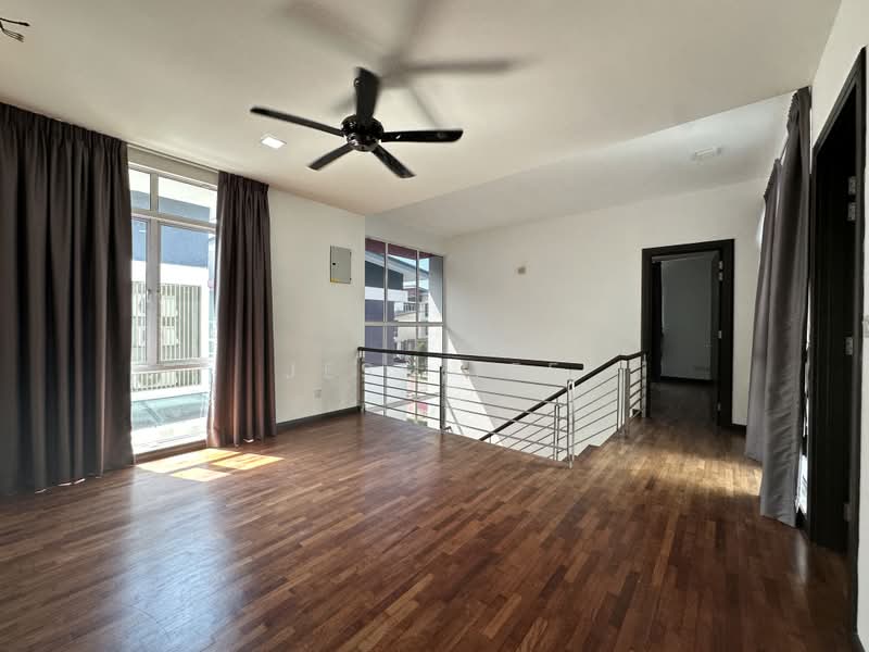 Rumah Berkembar untuk Dijual di Setia Eco Park (Setia Alam) - Jess Tee - Living Room - PropertyGuru.com.my