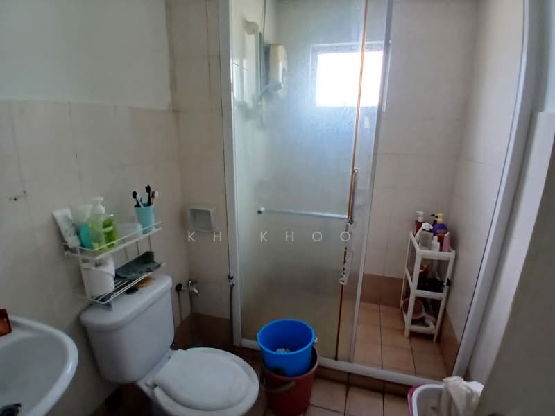 Casa Subang untuk Untuk Dijual - RM 390,000, Mac 2026 - Bathroom - PropertyGuru.com.my