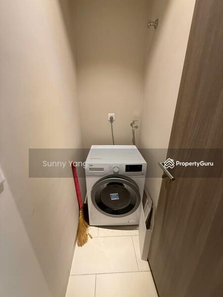 For Sale - Straits Residences
