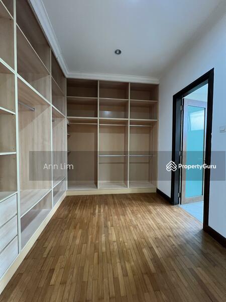 Master bedroom wardrobe 