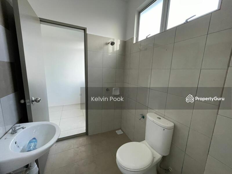 2-storey Terraced House for Sale in Sepang (Selangor) - Kelvin Pook - Bathroom - PropertyGuru.com.my