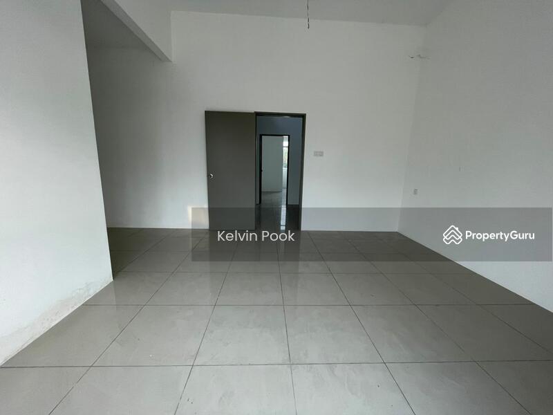 2-storey Terraced House for Sale in Sepang (Selangor) - Kelvin Pook - Living Room - PropertyGuru.com.my