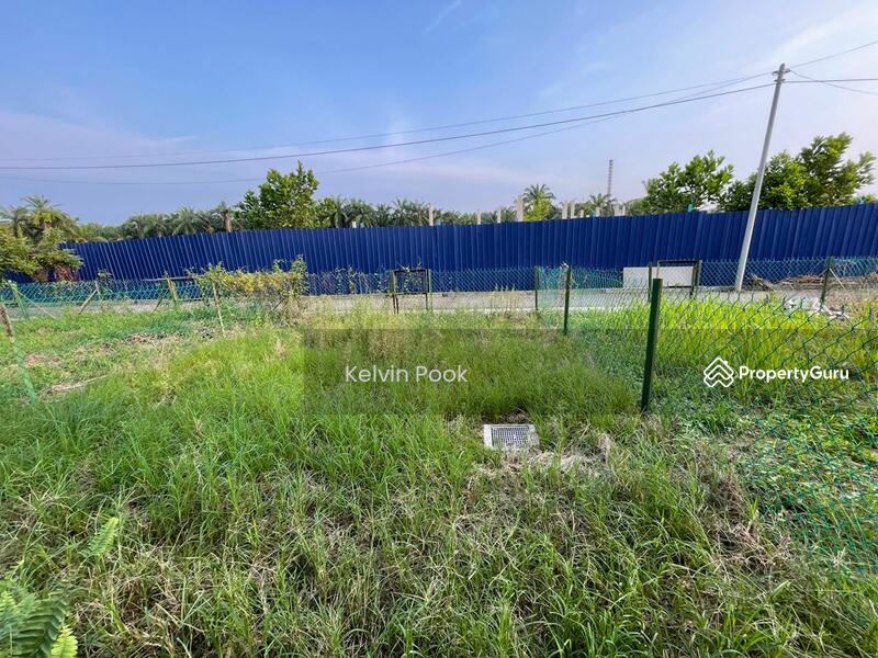 2-storey Terraced House for Sale in Sepang (Selangor) - Kelvin Pook - Garden - PropertyGuru.com.my