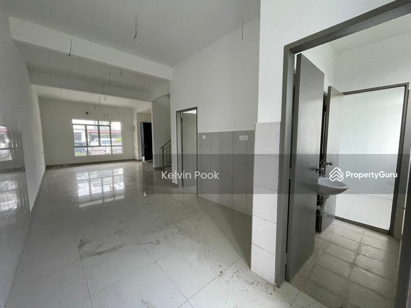 2-storey Terraced House for Sale in Sepang (Selangor) - Kelvin Pook - Living Room - PropertyGuru.com.my