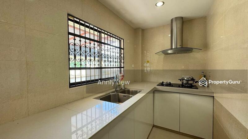 Rumah Banglo untuk Dijual di Taman Rinting (Masai) - Annly Liew - Kitchen - PropertyGuru.com.my