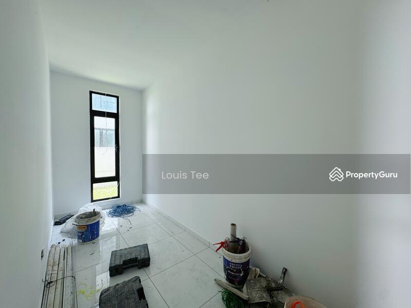 For Rent - 3 Sty bungalow @ Bandar Mahkota Cheras