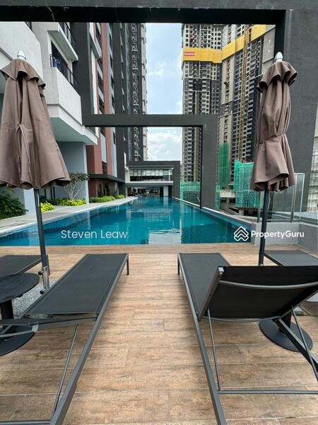 Sunway Velocity TWO untuk Untuk Disewa - RM 3,700 /bulan, Mac 2026 - Pool - PropertyGuru.com.my