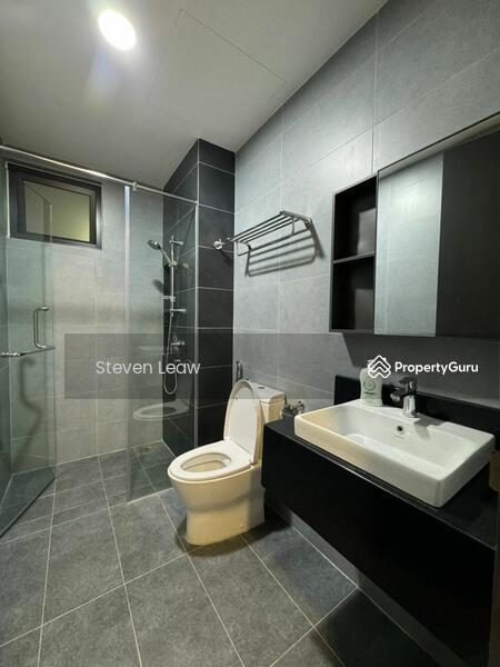 2nd Bathroom