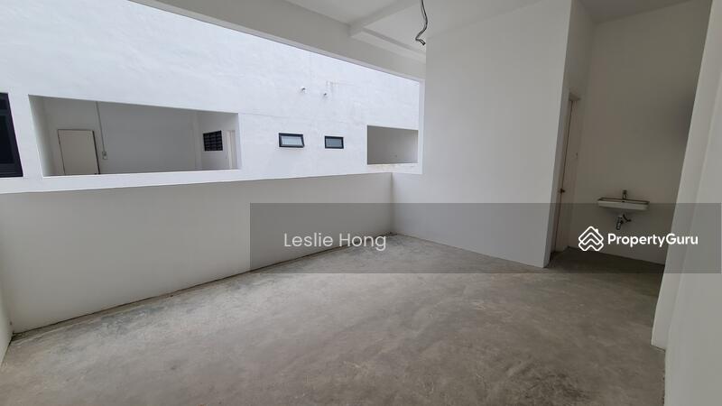 Shop / Office for Sale in Aspen Vision City (Batu Kawan) - Leslie Hong - Balcony - PropertyGuru.com.my