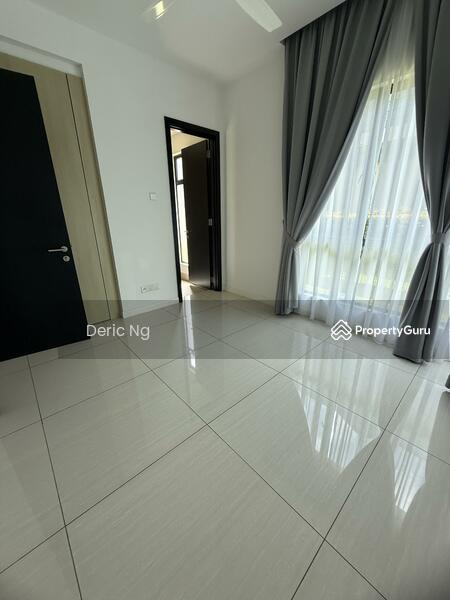 Bungalow House for Sale in Leisure Farm (Gelang Patah) - Deric Ng - Bedroom - PropertyGuru.com.my