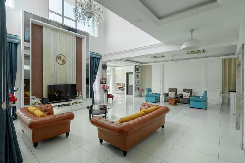 Bungalow House for Sale in Bandar Kinrara (Selangor) - Venice Chong - Living Room - PropertyGuru.com.my