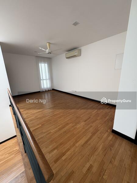 Bungalow House for Sale in Leisure Farm (Gelang Patah) - Deric Ng - Living Room - PropertyGuru.com.my