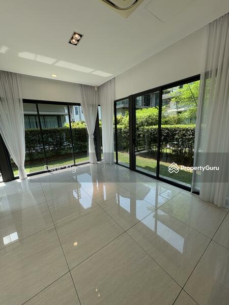 Bungalow House for Sale in Leisure Farm (Gelang Patah) - Deric Ng - Living Room - PropertyGuru.com.my