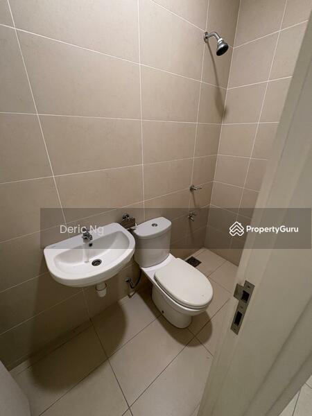 Bungalow House for Sale in Leisure Farm (Gelang Patah) - Deric Ng - Bathroom - PropertyGuru.com.my