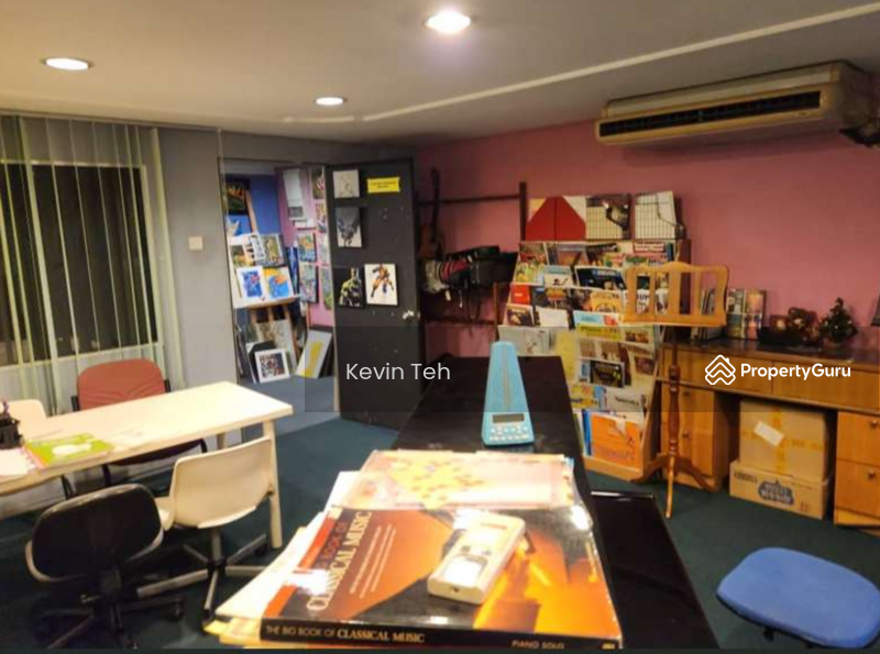 For Rent - plaza damas