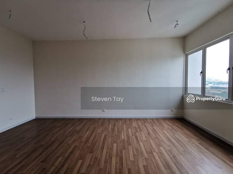 Kondominium untuk Dijual di Casa Green Condominium - Steven Tay - Living Room - PropertyGuru.com.my