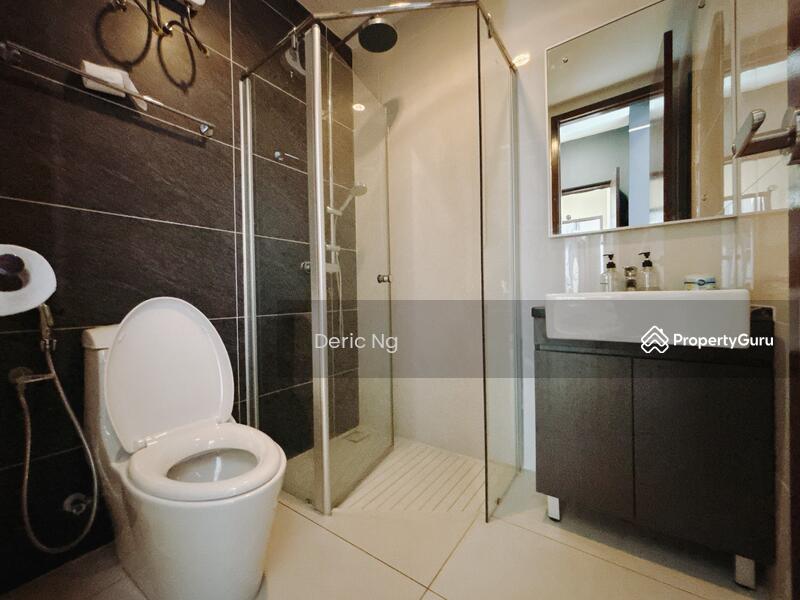 Kondominium untuk Dijual di Royal Strand @ Country Garden Danga Bay - Deric Ng - Bathroom - PropertyGuru.com.my