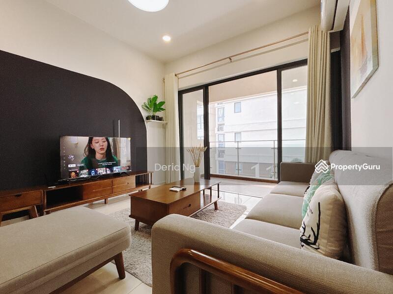 Kondominium untuk Dijual di Royal Strand @ Country Garden Danga Bay - Deric Ng - Living Room - PropertyGuru.com.my