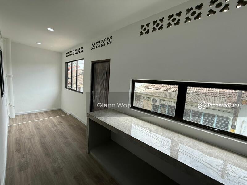 Untuk Dijual - Taman Johor Jaya