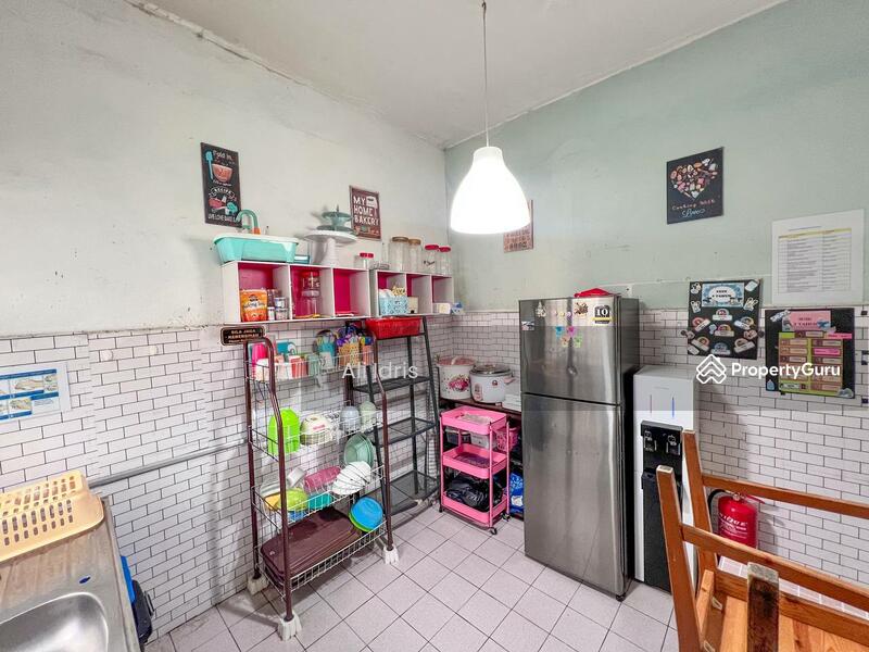 2-storey Terraced House for Sale in Alam Damai (Cheras) - Ali Idris - Kitchen - PropertyGuru.com.my