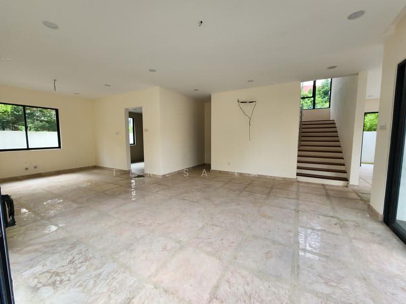 Bungalow House untuk Dijual di Taman Equine (Seri Kembangan) - Teresa Law - PropertyGuru.com.my