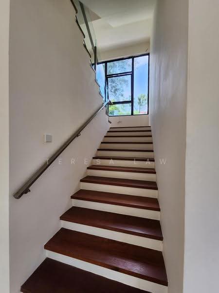 Bungalow House untuk Dijual di Taman Equine (Seri Kembangan) - Teresa Law - PropertyGuru.com.my
