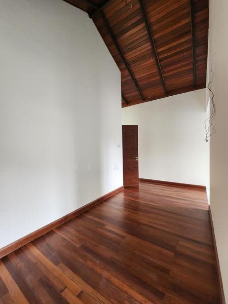 Bungalow House untuk Dijual di Taman Equine (Seri Kembangan) - Teresa Law - PropertyGuru.com.my