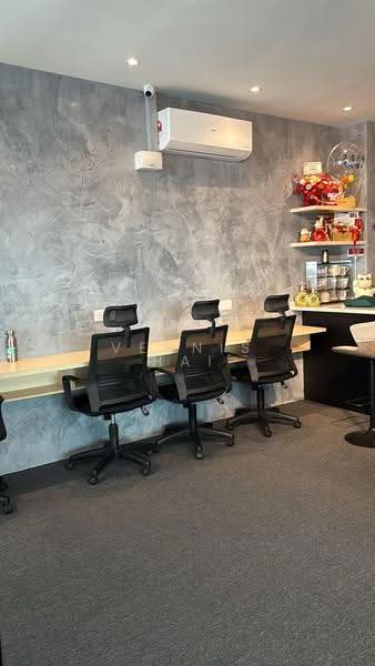 Pejabat untuk Disewa di Bandar Puteri Puchong (Puchong) - Vennis Hai - Interior - PropertyGuru.com.my