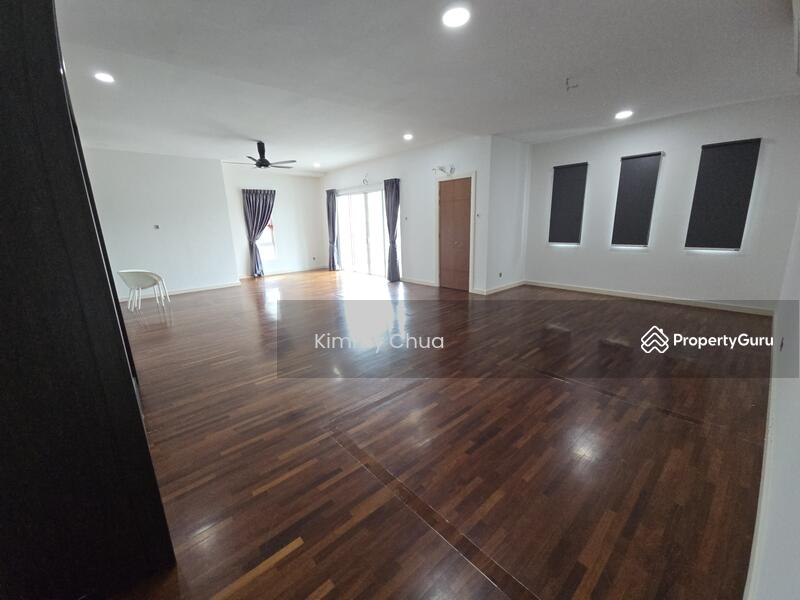 3rd floor living area