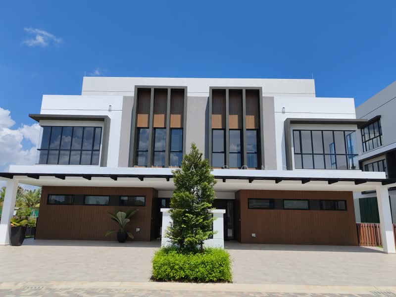 Rumah Berkembar untuk Dijual di Leisure Farm (Gelang Patah) - Joshua Song - PropertyGuru.com.my