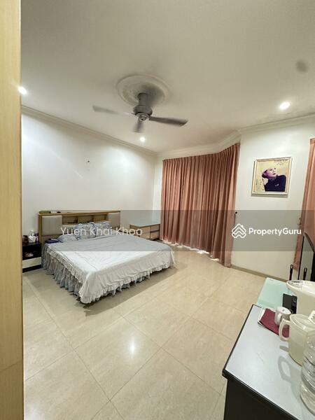 Rumah Berkembar untuk Dijual di Taman Seri juru (Juru) - Yuen Khai Khoo - Master Bedroom - PropertyGuru.com.my