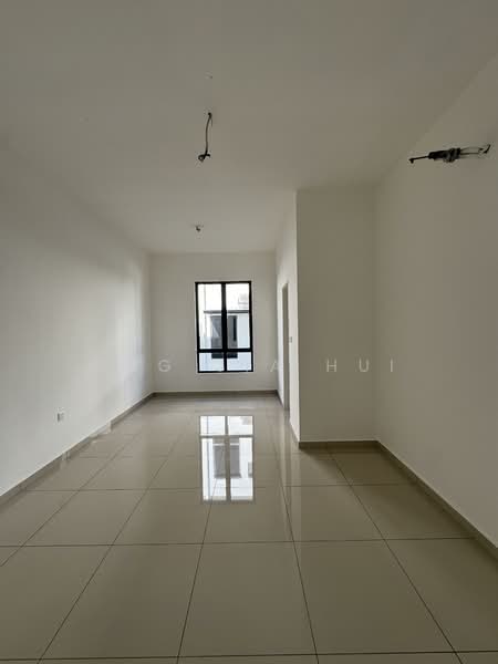 Rumah Teres 2 Tingkat untuk Dijual di Bandar Sri Sendayan (Negeri Sembilan) - Ong Jia Hui - Living Room - PropertyGuru.com.my