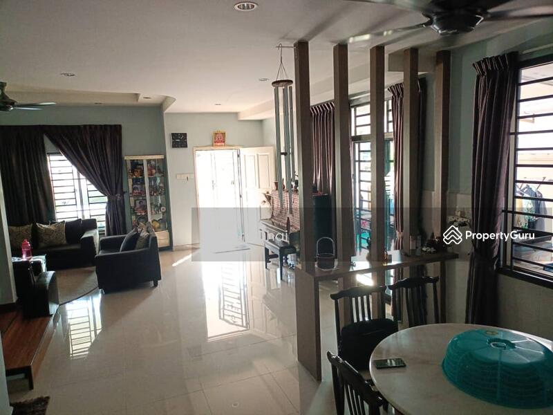 Cluster House for Sale in Johor Bahru (Johor) - Mark Chai - Living Room - PropertyGuru.com.my