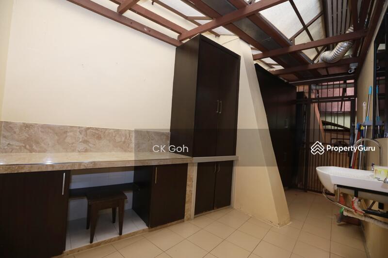 Pantai Jerjak Semi D Sungai Nibong untuk Untuk Dijual - RM 1,790,000, Apr 2026 - Kitchen - PropertyGuru.com.my