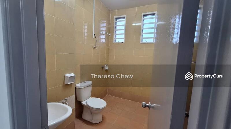 2-storey Terraced House for Sale in Taman Sri Pinang (Seremban) - Theresa Chew - Bathroom - PropertyGuru.com.my